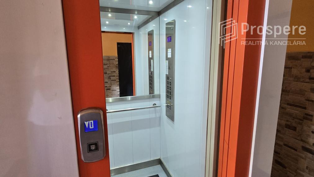 PRENAJATÉ - MODERNÝ 1,5izbový byt SPUTNIKOVÁ, Košice - Nad Jazerom