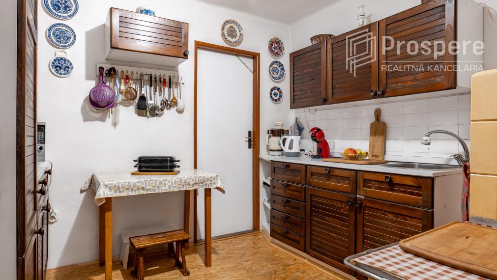 REZERVOVANÉ - 7 izbový rodinný dom ZLATÁ IDKA, Košice -okolie okolie