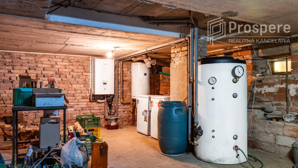 REZERVOVANÉ - 7 izbový rodinný dom ZLATÁ IDKA, Košice -okolie okolie