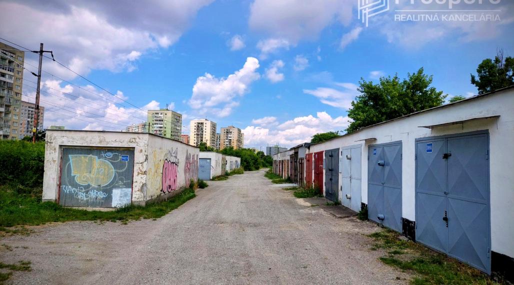 REZERVOVANÉ📍Dvojgaráž JANTÁROVA, 36m2, Košice - Juh